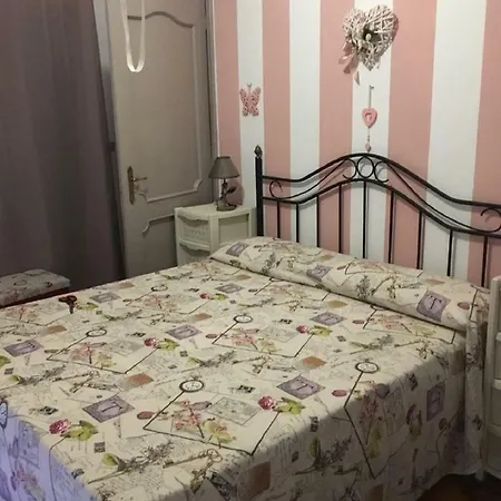 Penelope Apartment